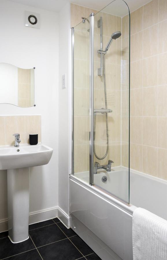 1 Bedroom Apartment Leamington Spa Hosted By Golden Key وارويك المظهر الخارجي الصورة
